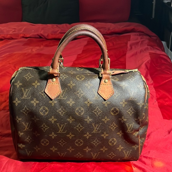 Authentic Louis Vuitton authentic vintage speedy 30 and pretty good condition! - Picture 2 of 10
